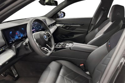 BMW i5 xDrive40 Touring M-Sport BMW i5 xDrive40 Touring M-Sport - 4