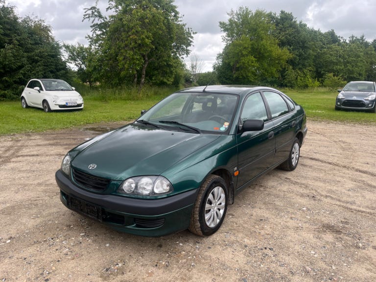 Toyota Avensis Terra aut.