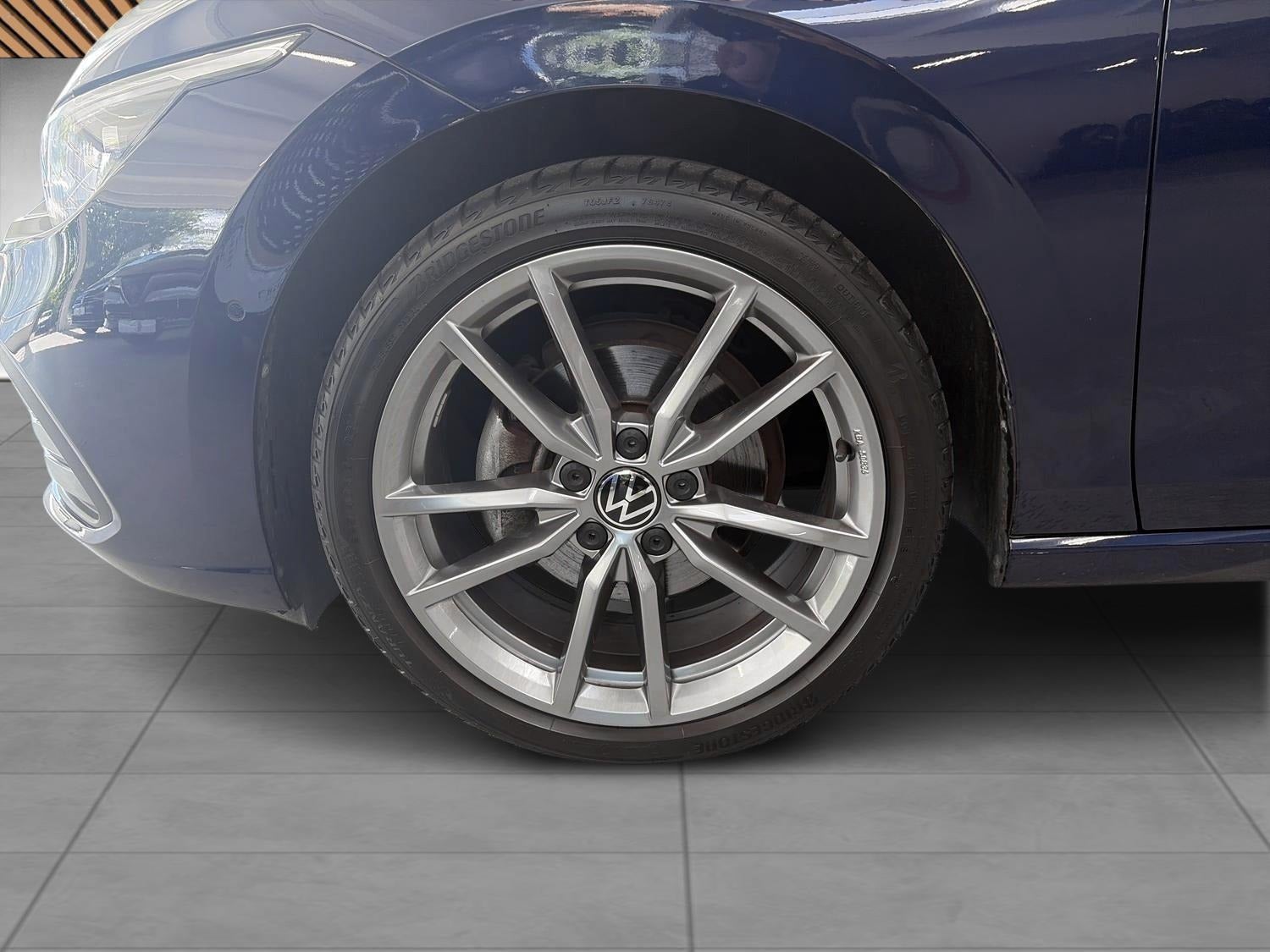 Billede af VW Golf VIII 1,5 eTSi 130 Life Variant DSG