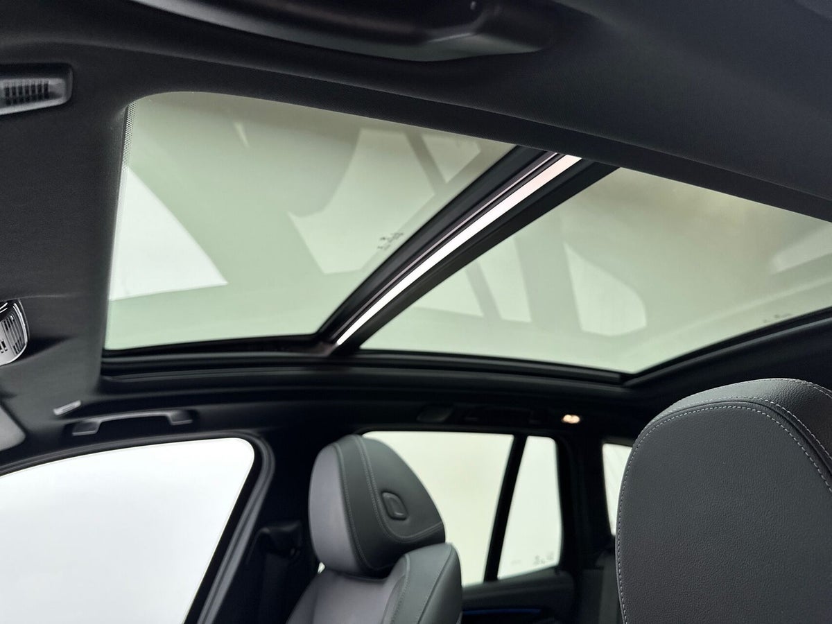 BMW iX3 Charged M-Sport billede 18