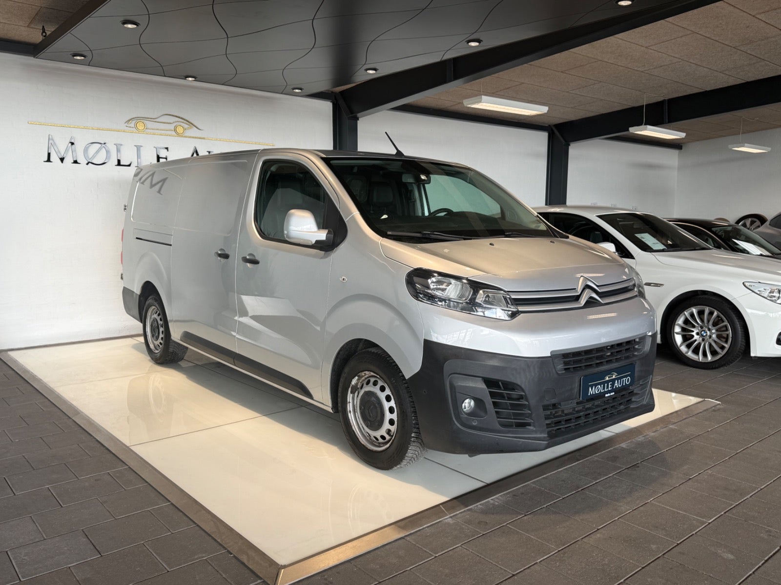 Billede af Citroën Jumpy 2,0 BlueHDi 180 L3 ProffLine EAT6