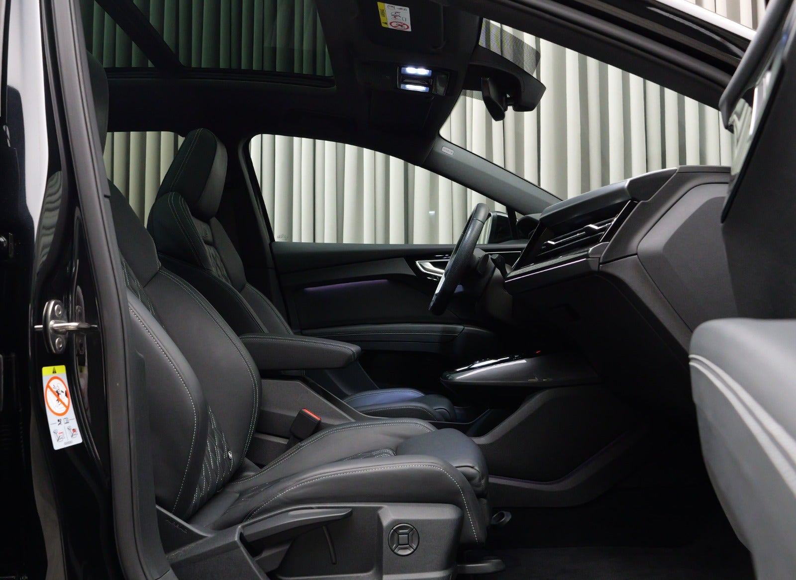 Audi Q4 e-tron S-line quattro