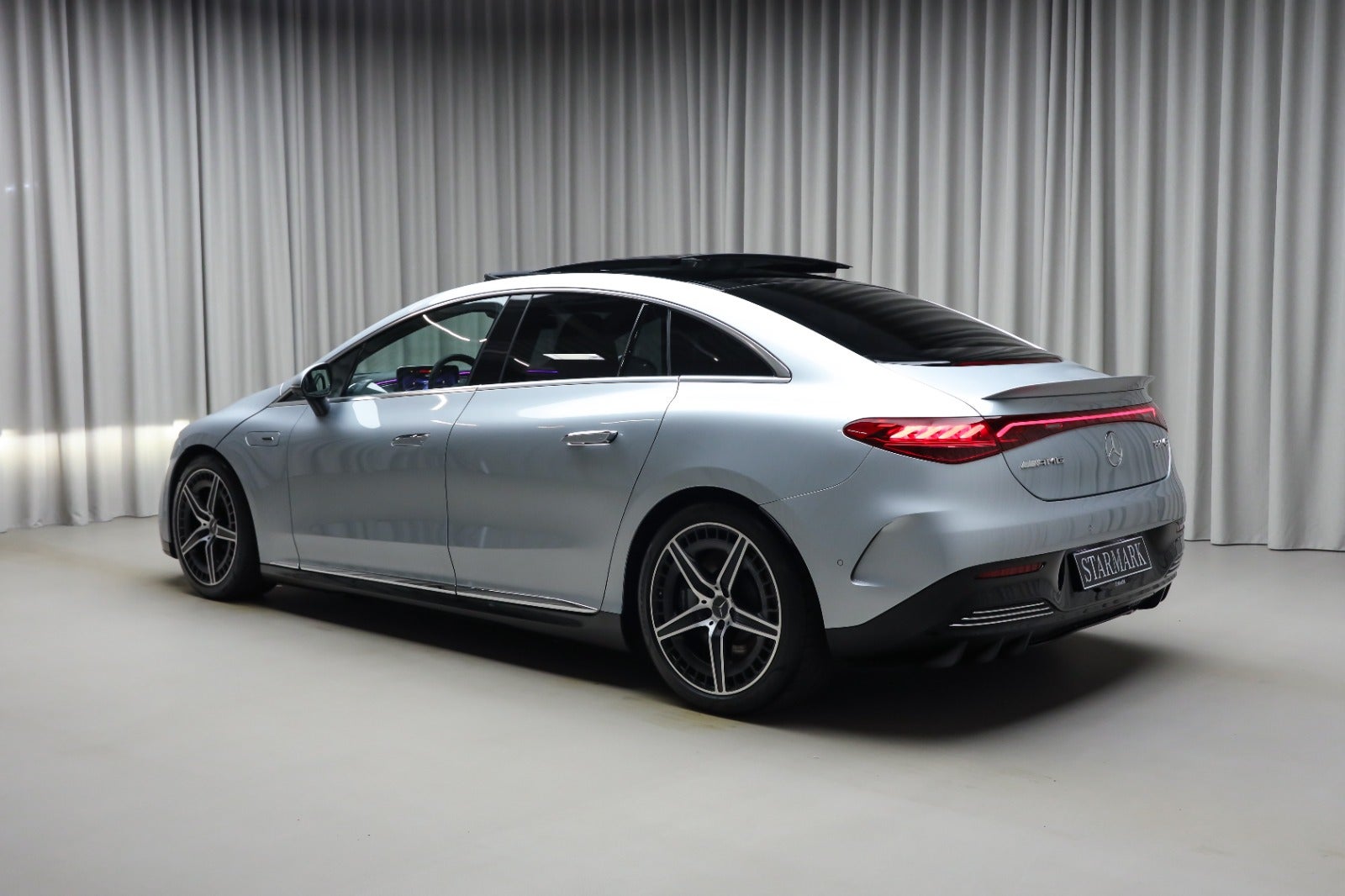 Mercedes-AMG EQE 43 (3/8)