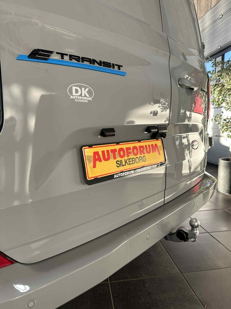 Ford E-Transit Custom 340L Limited