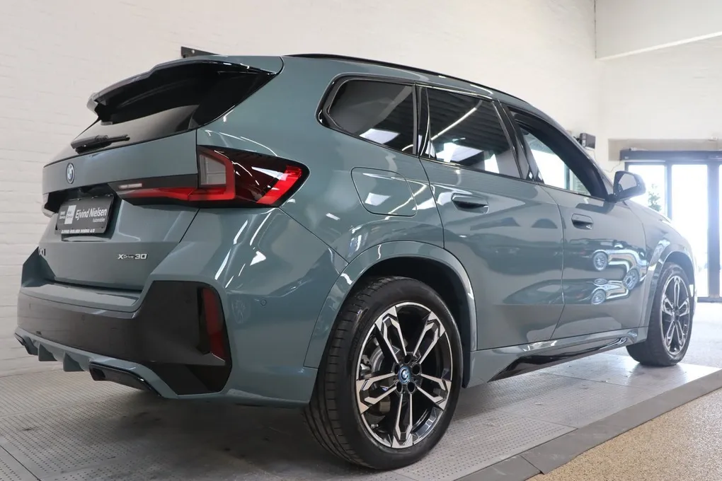 BMW iX1 xDrive30 M-Sport