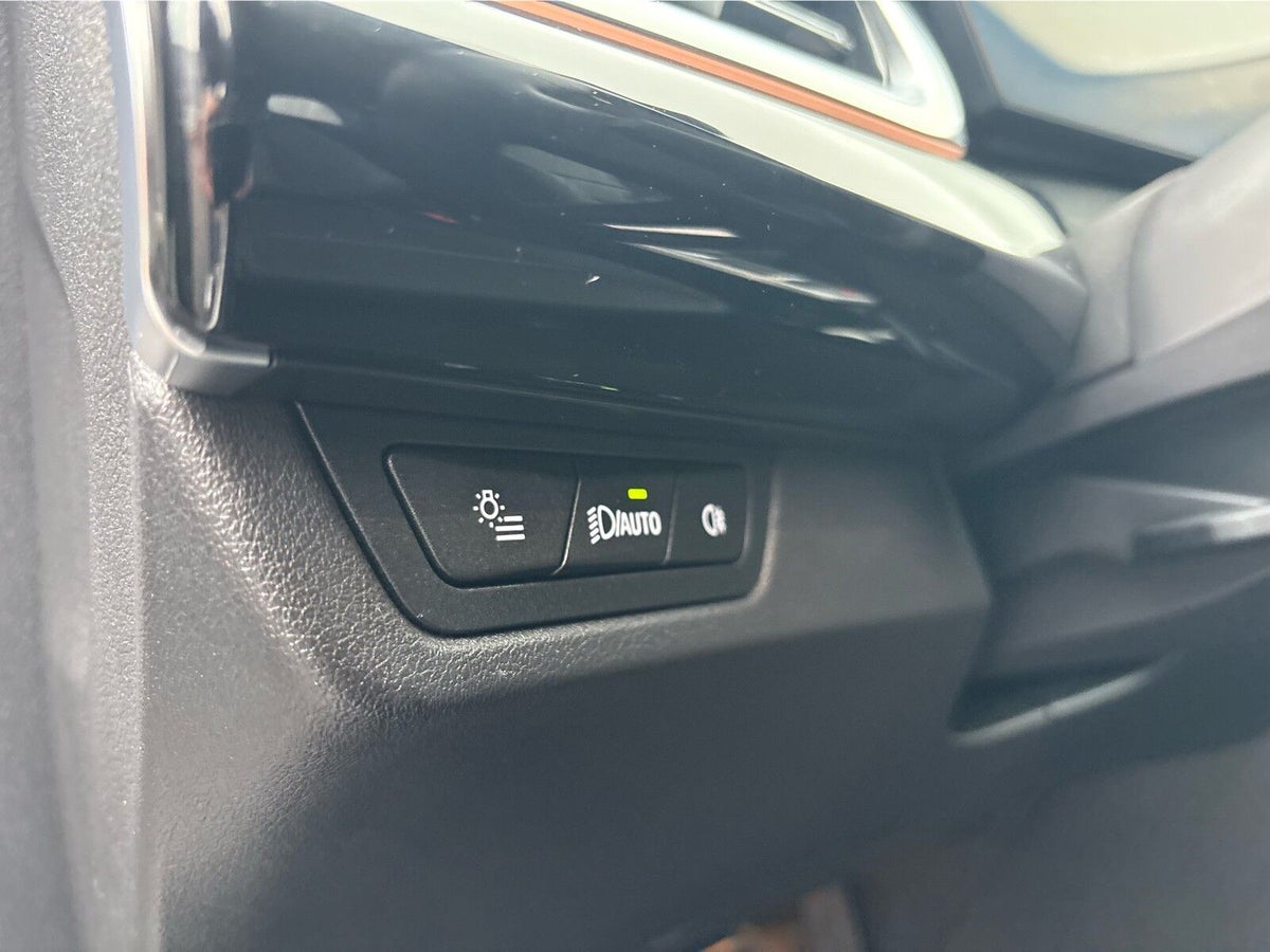 BMW iX1 eDrive20 X-Line billede 14