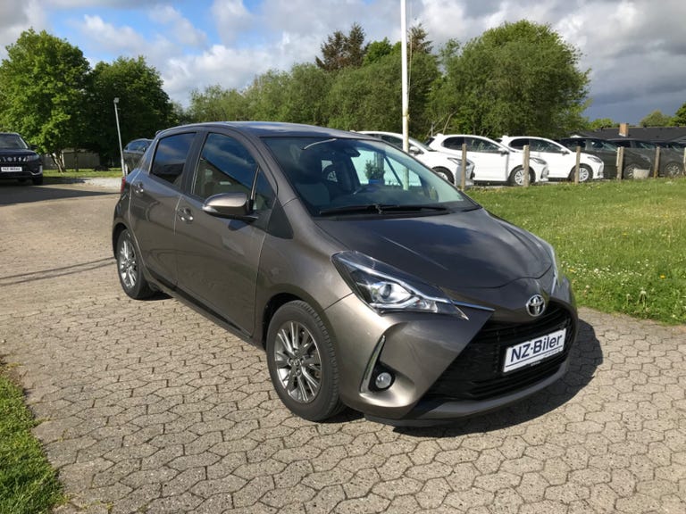 Toyota Yaris VVT-i T2