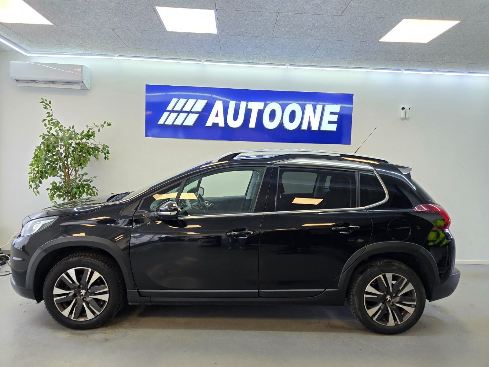 Billede af Peugeot 2008 1,2 e-THP 110 Desire Sky