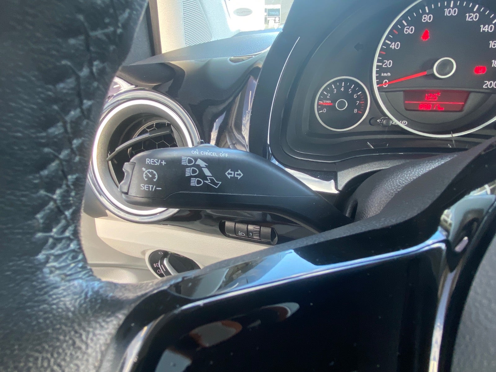 Billede af VW Up! 1,0 75 High Up!