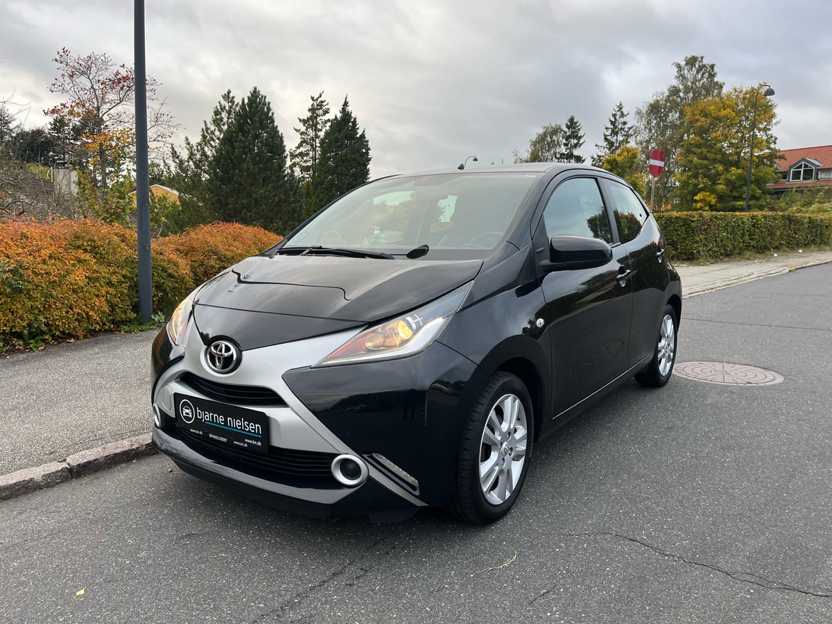 Toyota Aygo VVT-i x-play x-shift billede 1