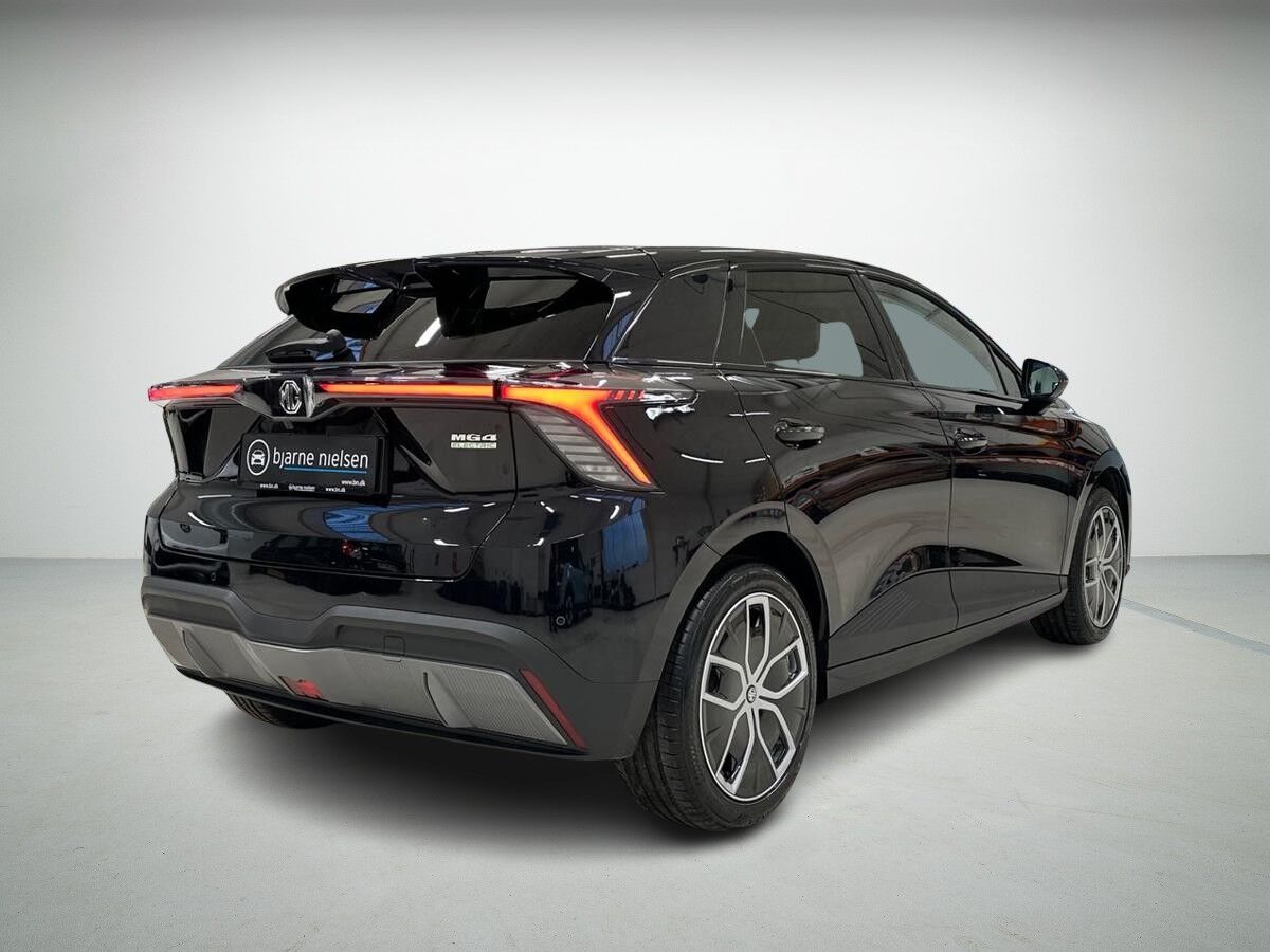 MG 4 Luxury billede 2