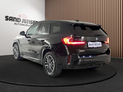 BMW iX1 eDrive20 M-Sport Premium