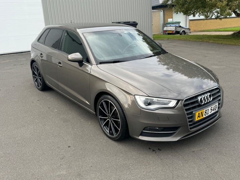 Audi A3 TDi 110 Ambiente Sportback Van