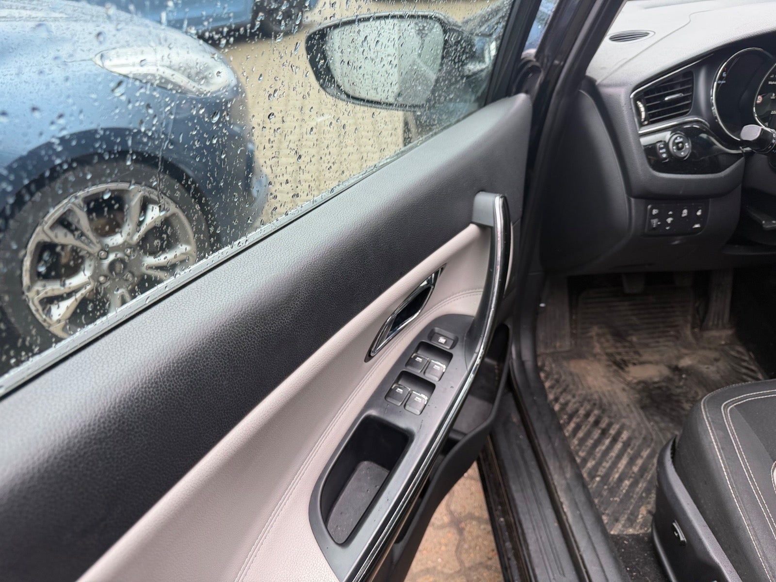 Kia Ceed CRDi 110 Attraction SW - billede 9