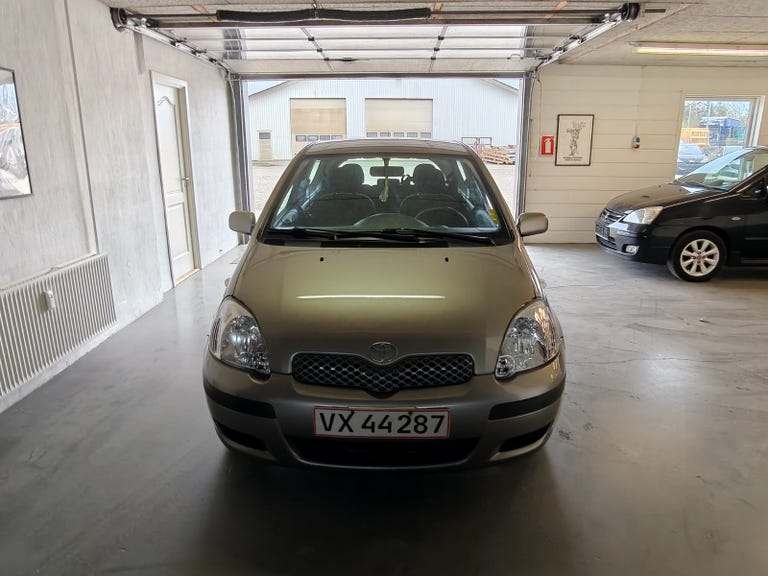 Toyota Yaris Luna