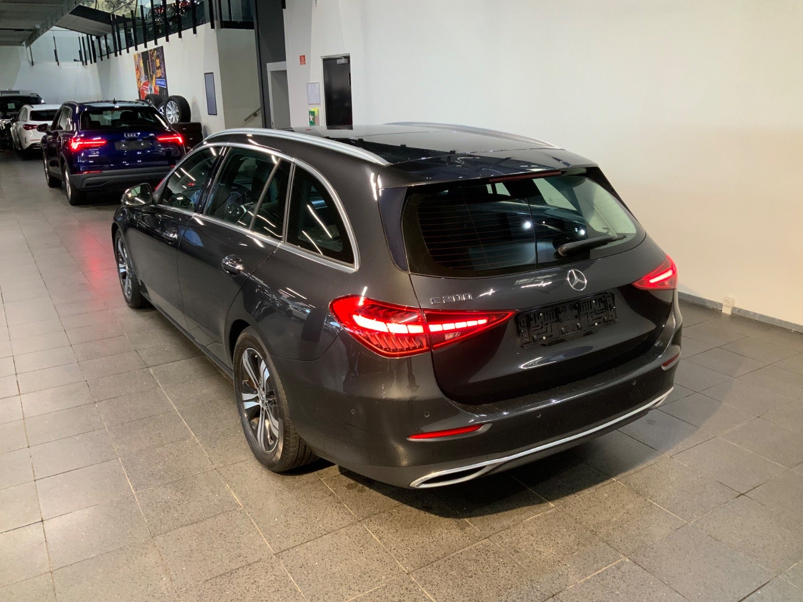 Mercedes-Benz C 200
