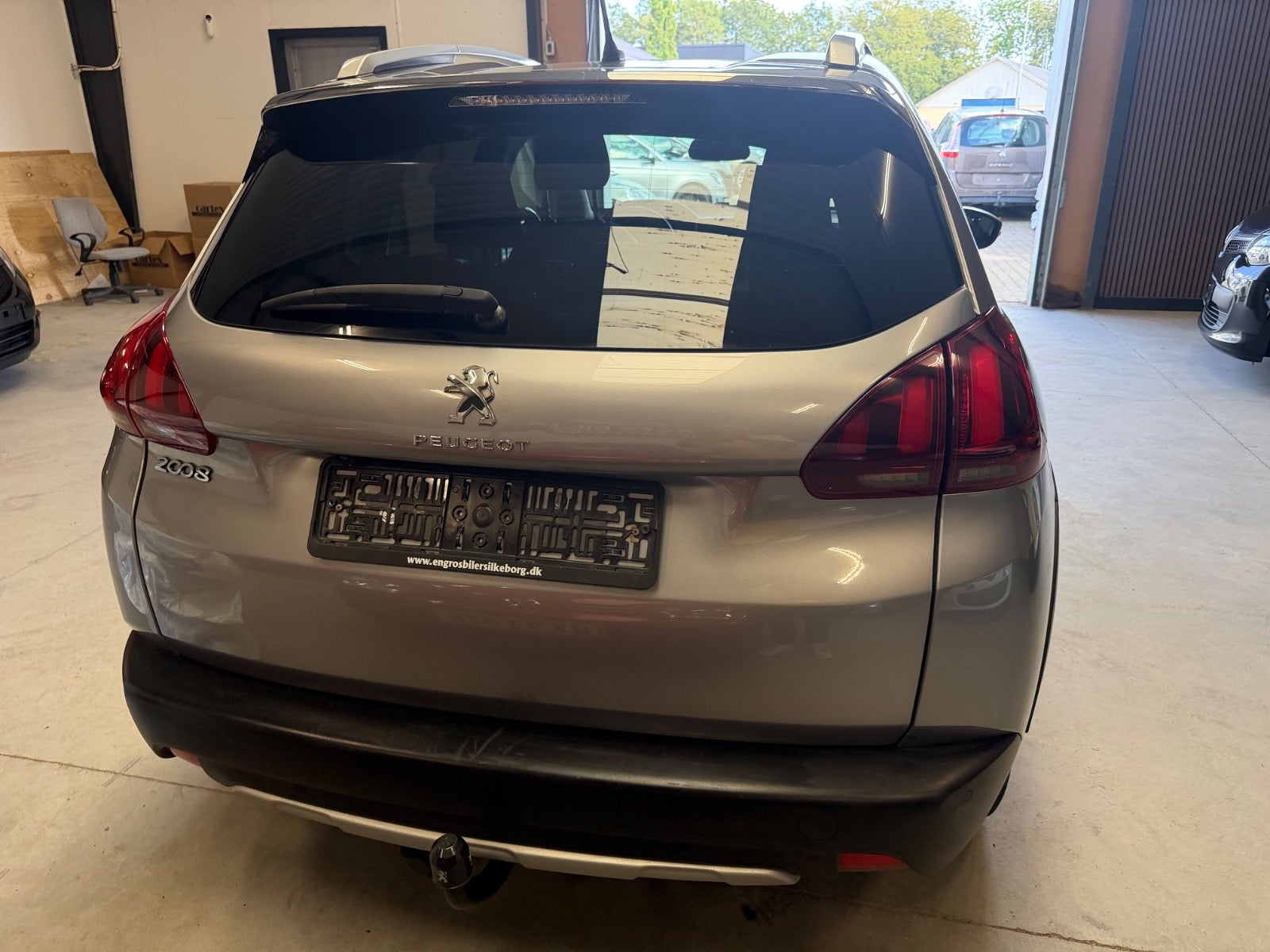 Peugeot 2008 BlueHDi 100 Allure Sky - billede 12