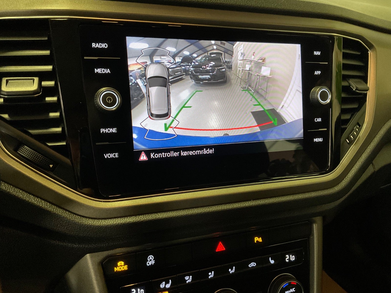 VW T-Roc 1,0 TSi 110 Style 5d - 19