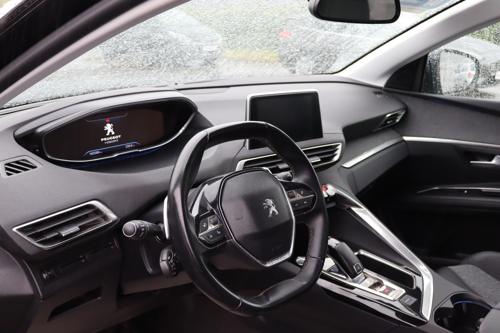 Billede af Peugeot 5008 1,2 PureTech 130 Allure EAT8 7prs