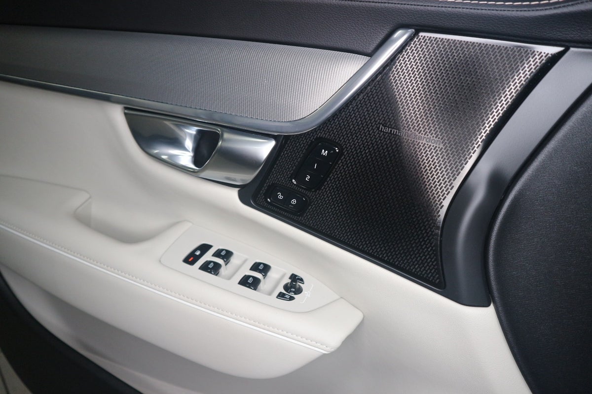 Volvo V90 T8 ReCharge R-Design aut. AWD