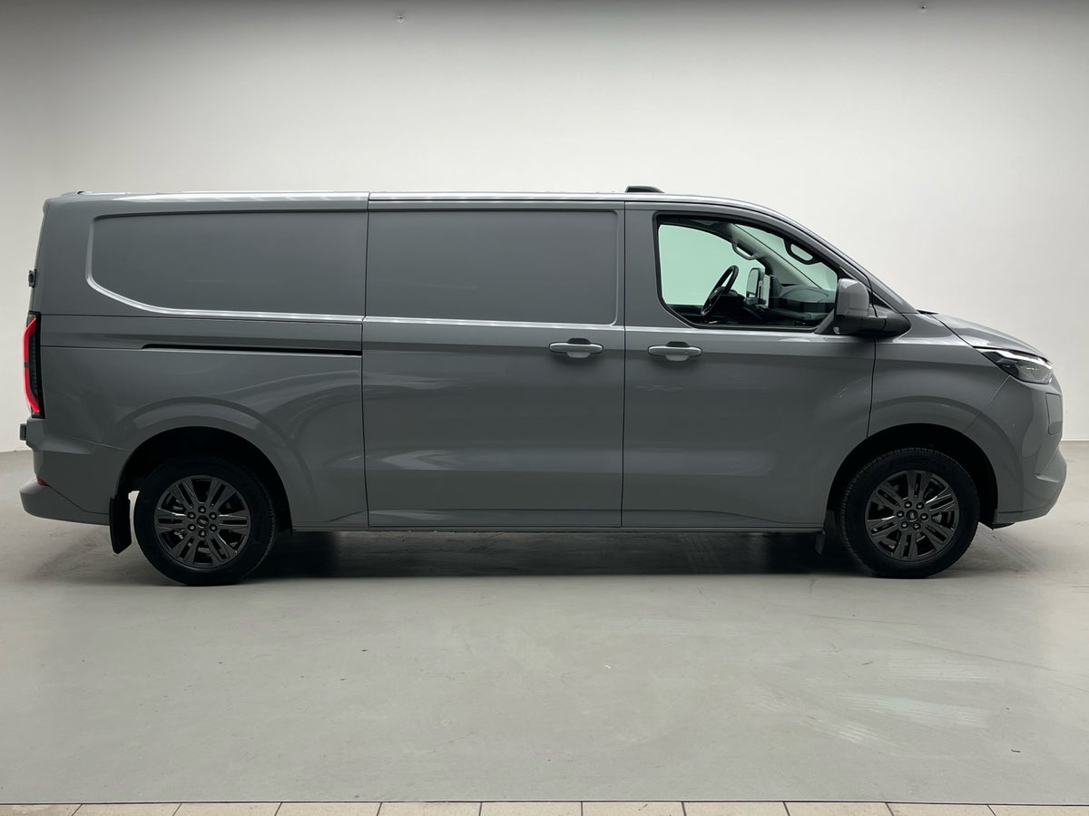 Ford E-Transit Custom 340L Limited billede 12