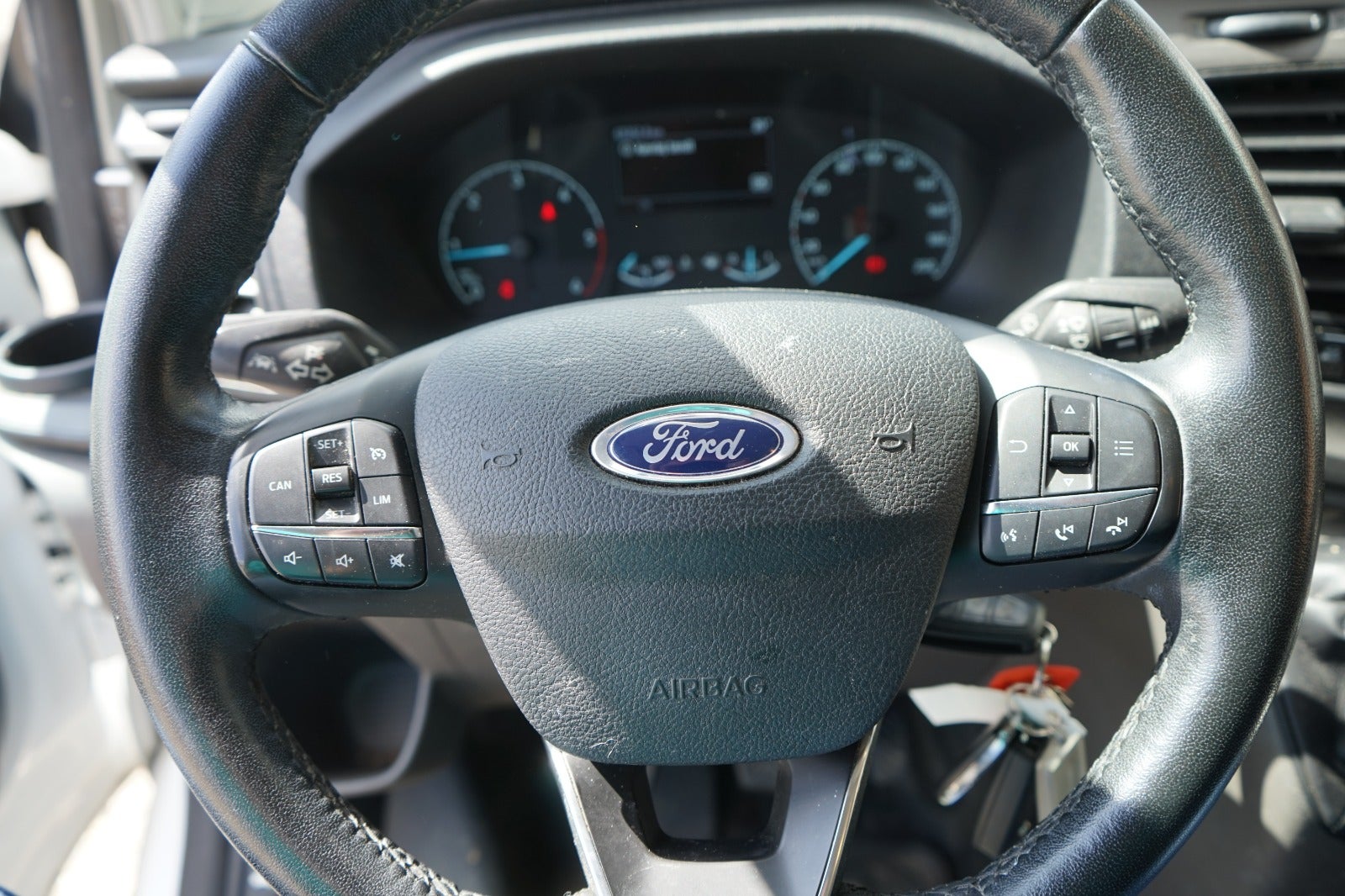 Billede af Ford Transit Custom 340L 2,0 TDCi 130 Trend