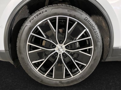 Porsche Macan 4