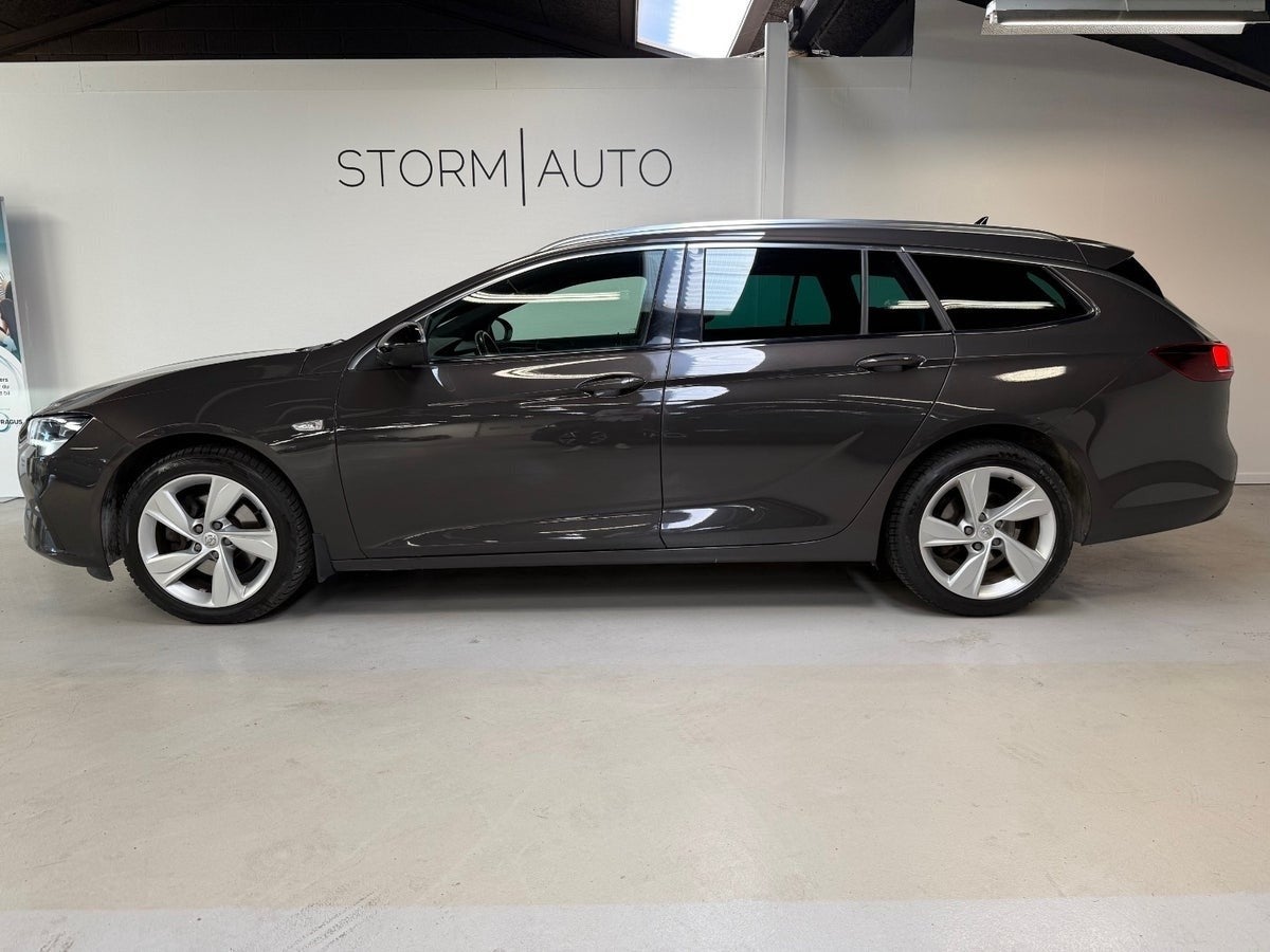 Opel Insignia D 174 Ultimate Sport Tourer aut.