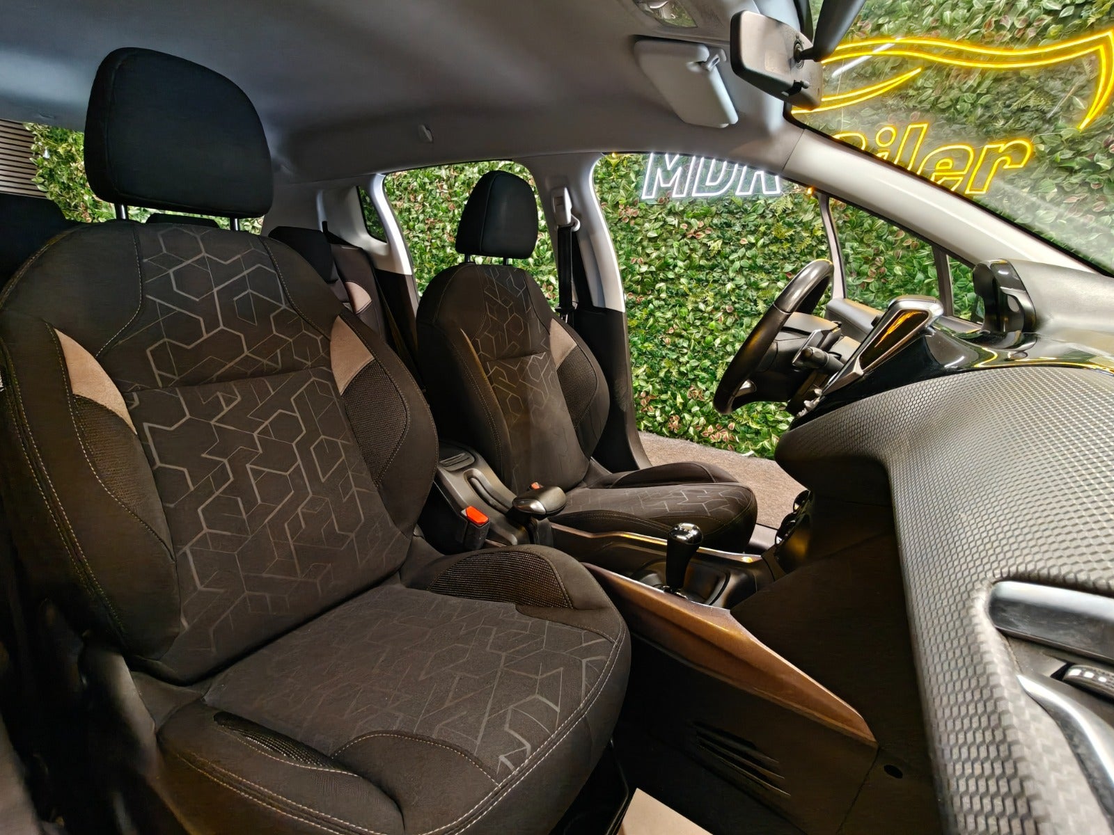 Billede af Peugeot 2008 1,2 e-VTi 82 Style ESG