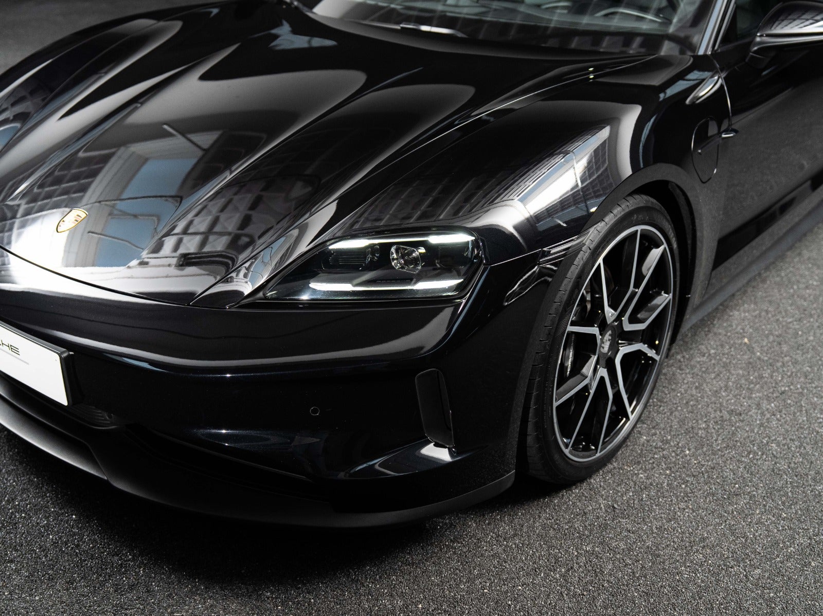 Gallery image 6 of 17