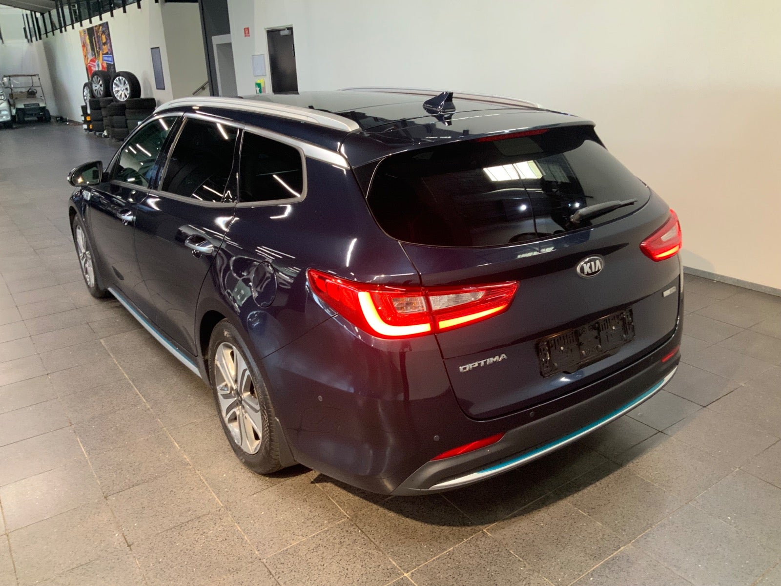 Kia Optima (5/8)