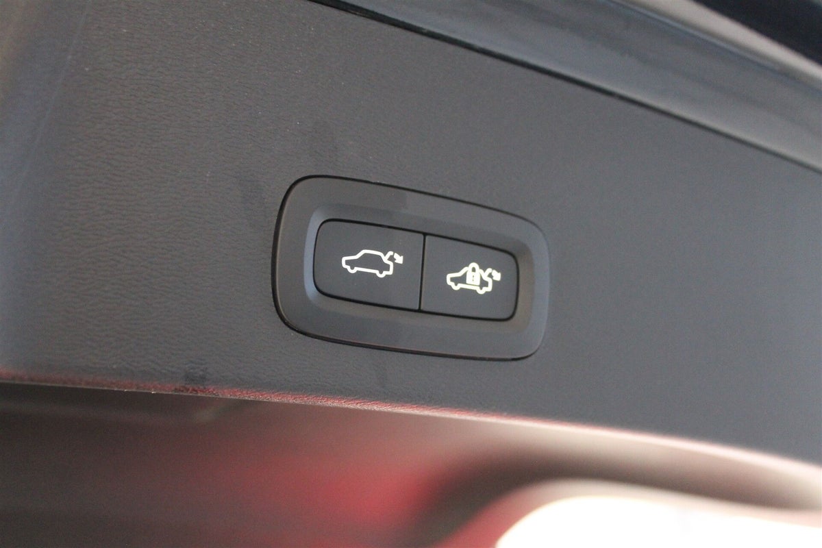 Volvo EX40 Extended Range Black Edition billede 18