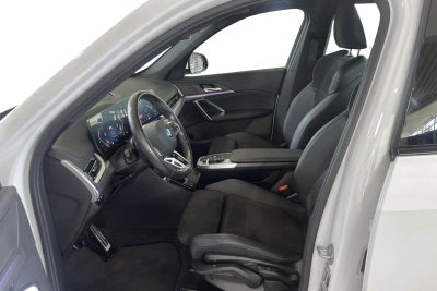 BMW iX1 eDrive20 M-Sport BMW iX1 eDrive20 M-Sport - 4