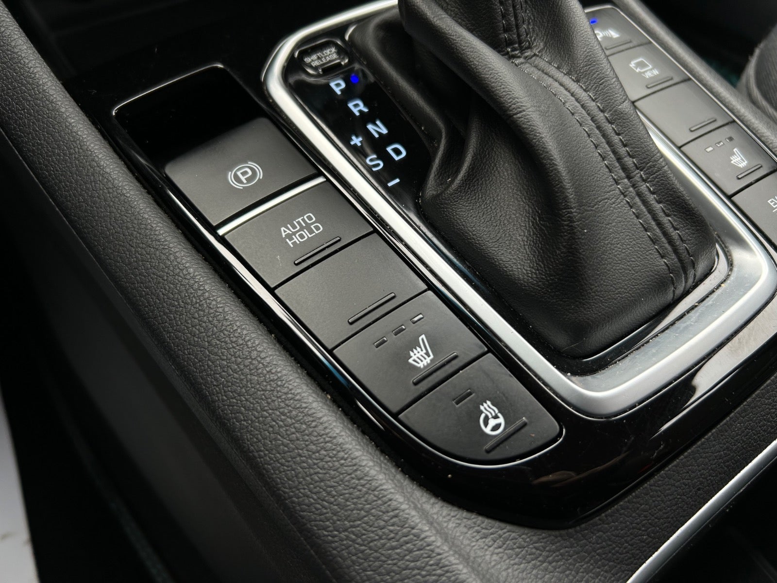 Hyundai Ioniq PHEV Trend DCT