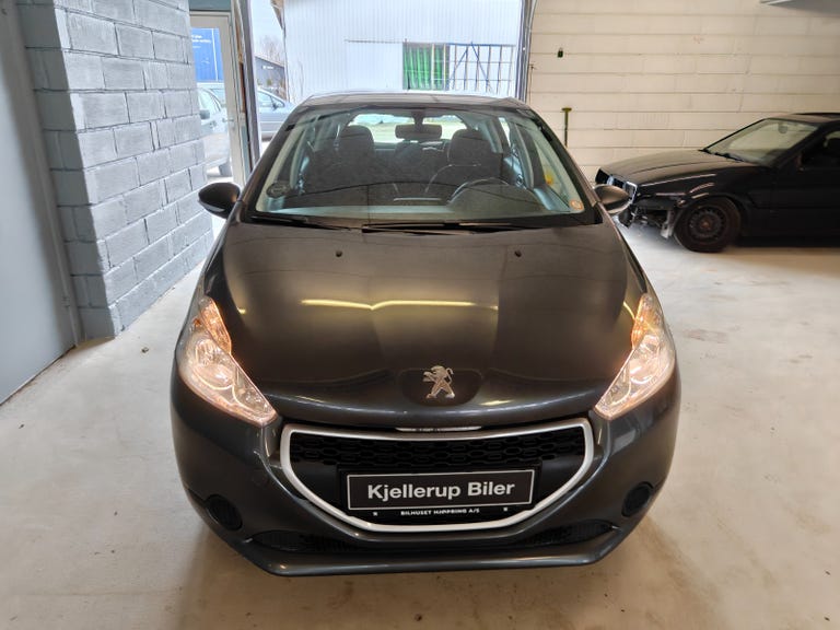 Peugeot 208 VTi Access