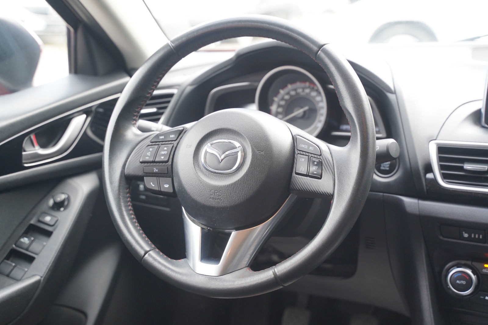 Billede af Mazda 3 2,0 SkyActiv-G 120 Vision