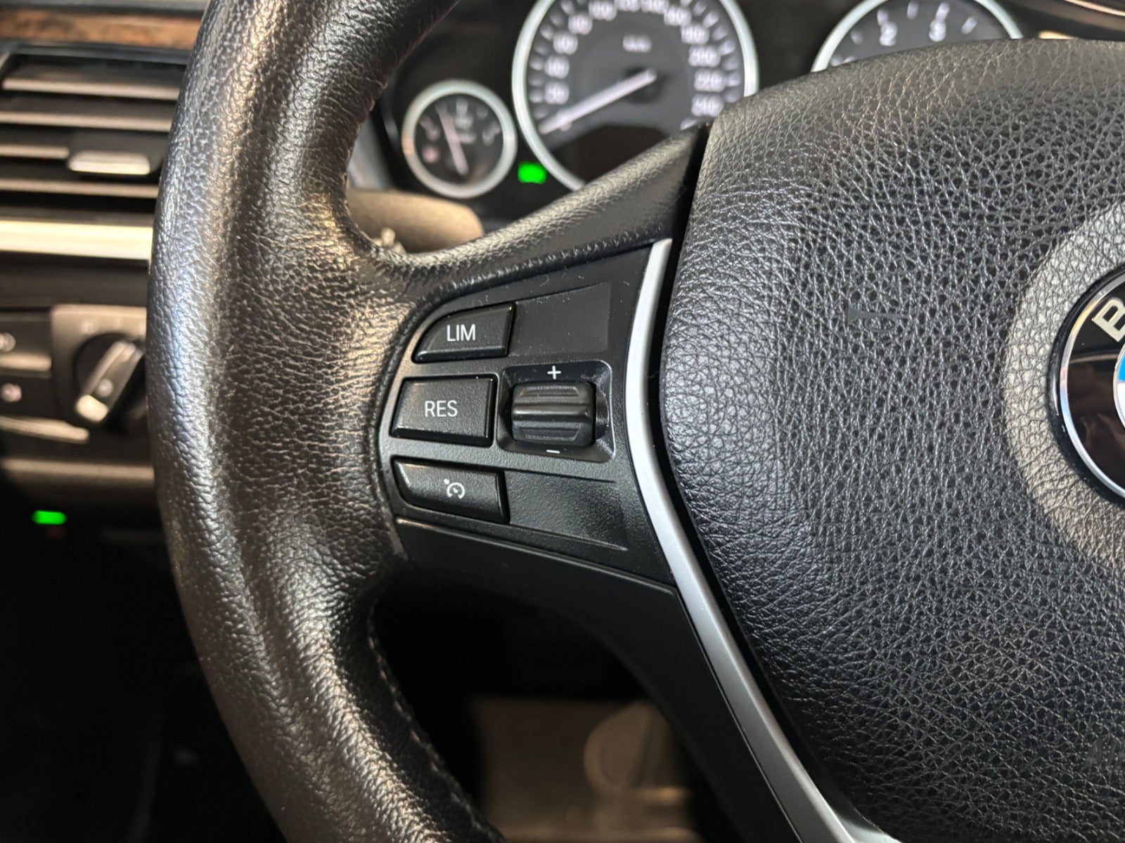 BMW 320d, Billede 11