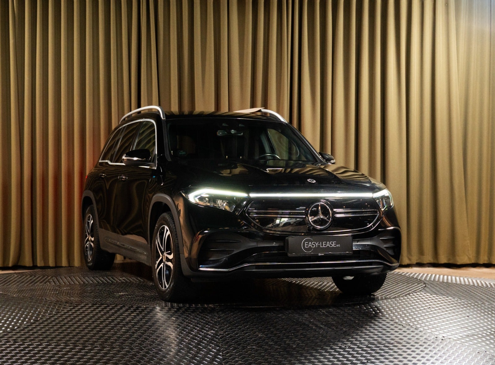 Billede af Mercedes EQB300  AMG Line 4Matic