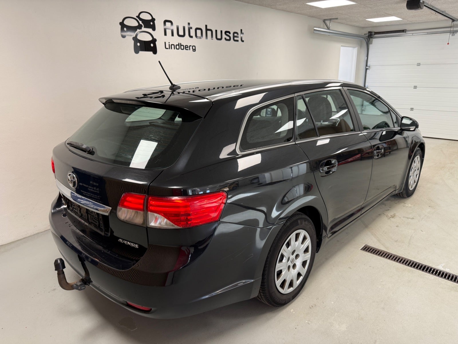 Billede af Toyota Avensis 2,0 D-4D T2 stc.