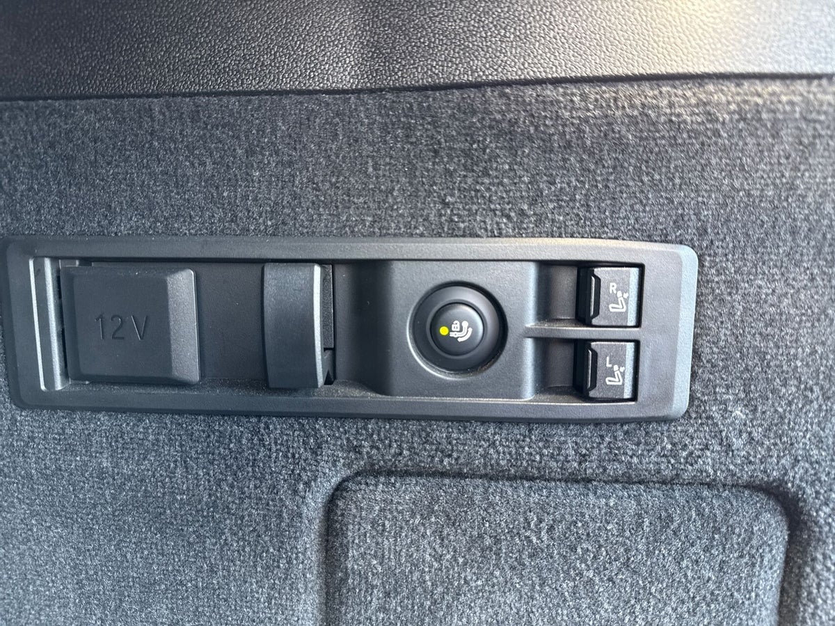 BMW iX xDrive40 Fully Charged M-Sport billede 14