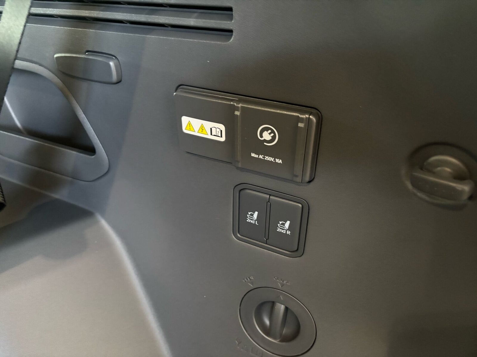 Kia EV9 Standard Range Upgrade RWD 7prs
