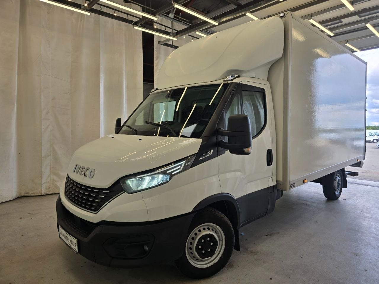 Iveco Daily 35S16 Alukasse m/lift AG8