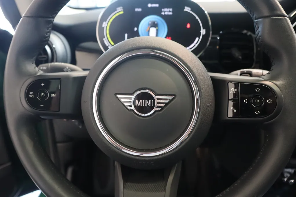 MINI Cooper SE Camden Edition