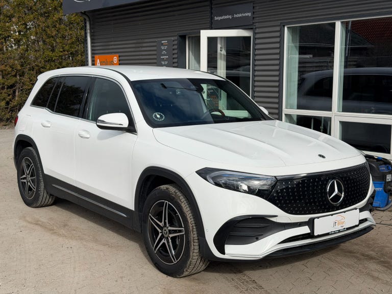 Mercedes EQB250+ AMG Line