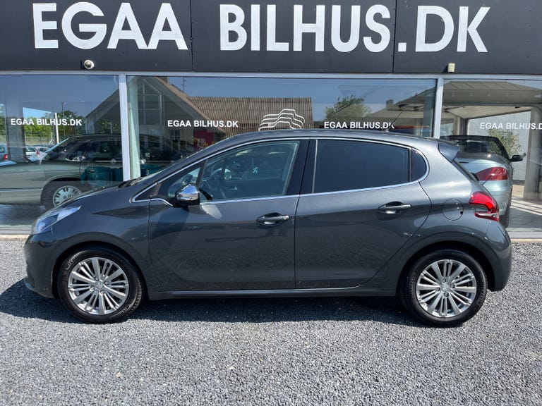 Peugeot 208 BlueHDi 100 Allure