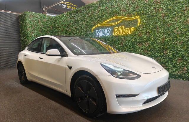 Tesla Model 3  Long Range AWD