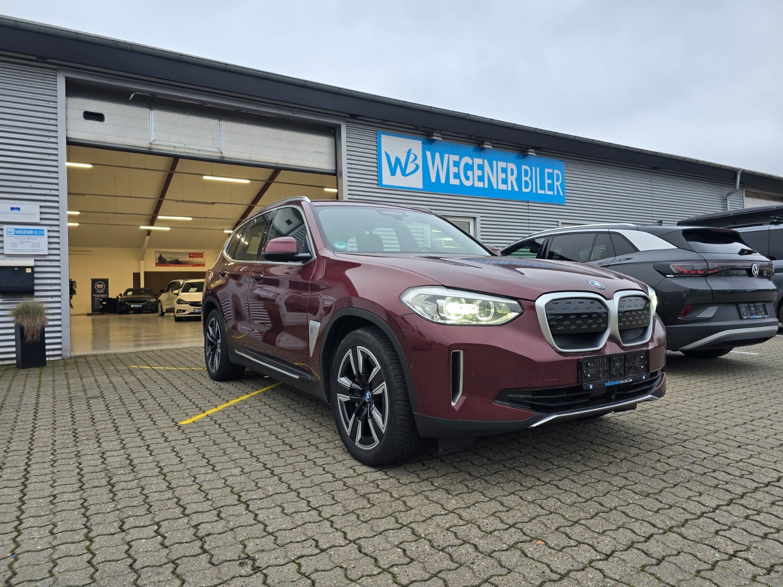 BMW iX3 2021