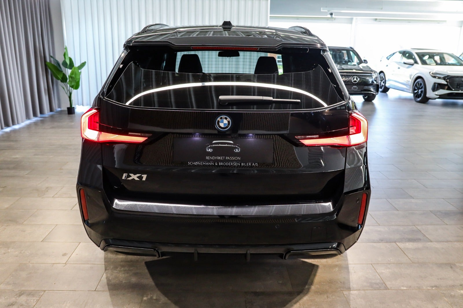 Billede af BMW iX1  xDrive30 M-Sport