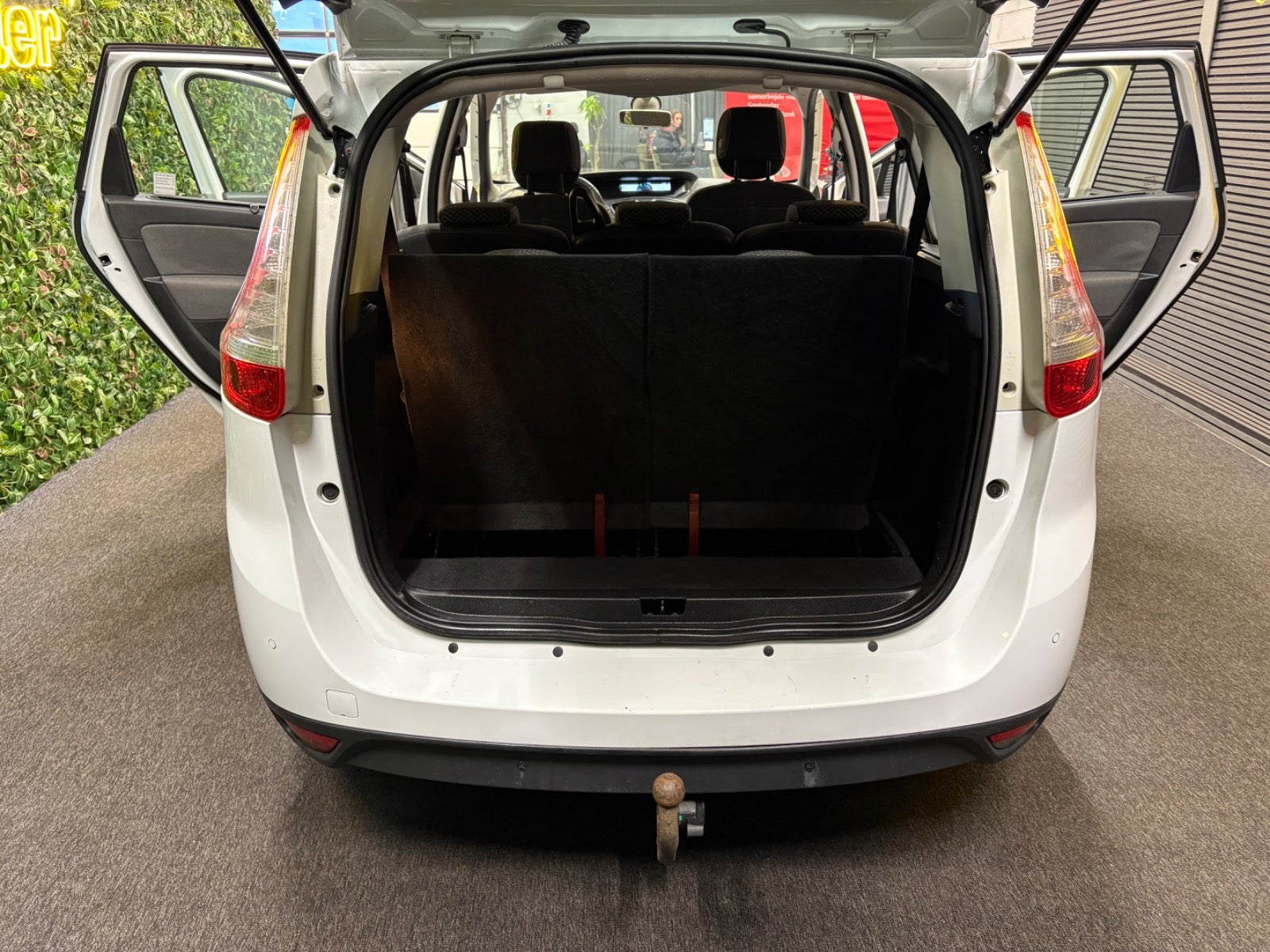 Billede af Renault Grand Scenic III 1,6 dCi 130 Expression 7prs