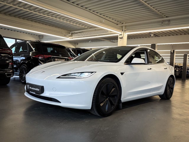 Tesla Model 3  Long Range AWD